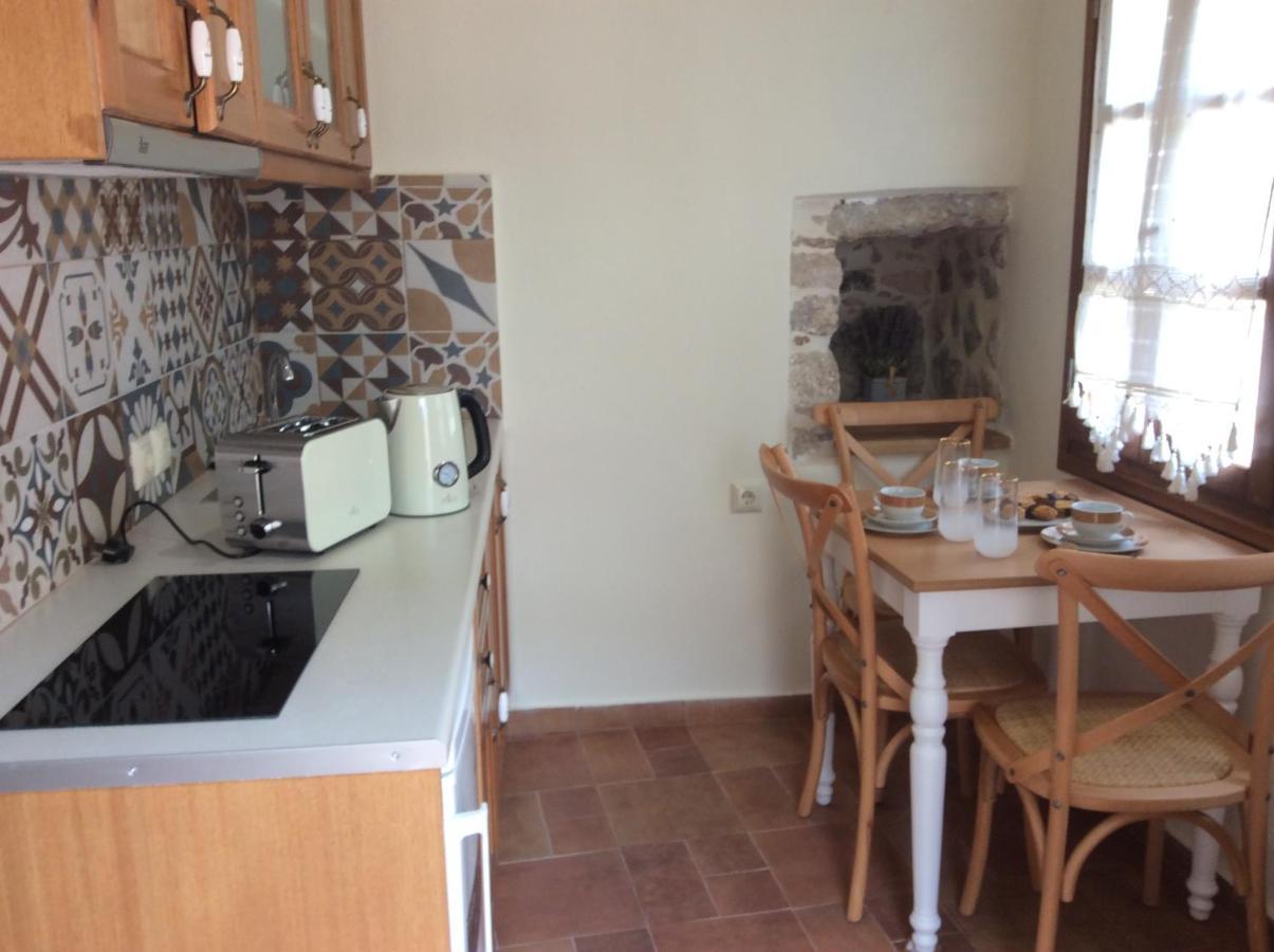 Mandalena ΄S Traditional Apartments Vessa Bagian luar foto