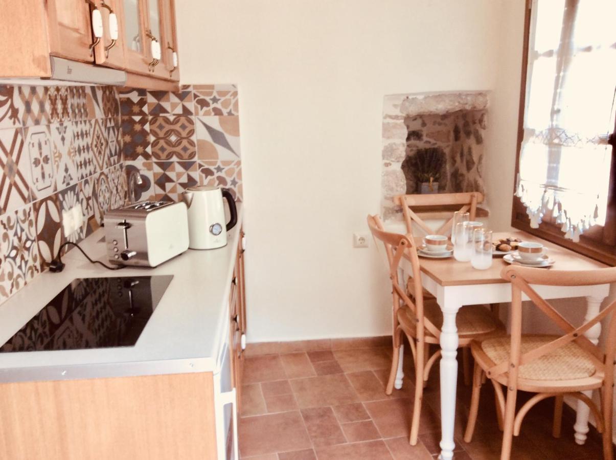 Mandalena ΄S Traditional Apartments Vessa Bagian luar foto