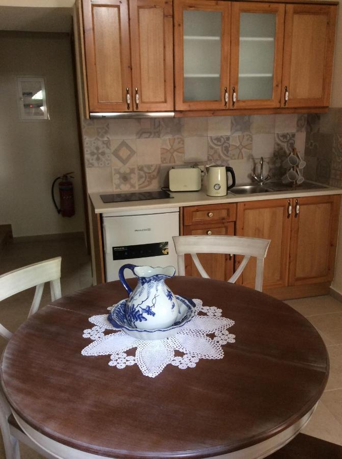 Mandalena ΄S Traditional Apartments Vessa Bagian luar foto