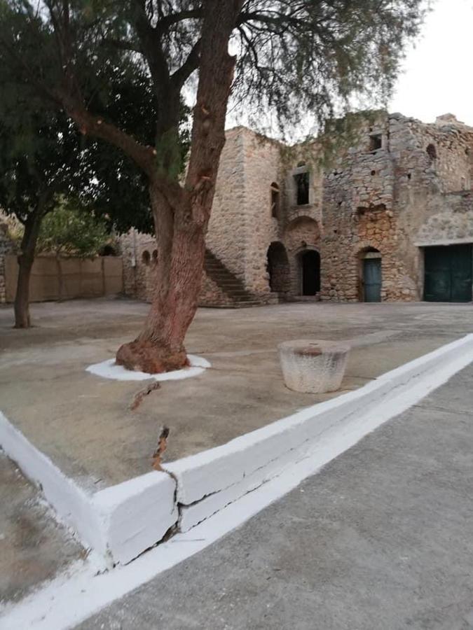 Mandalena ΄S Traditional Apartments Vessa Bagian luar foto